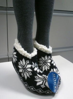 Mona Winter time home shoes